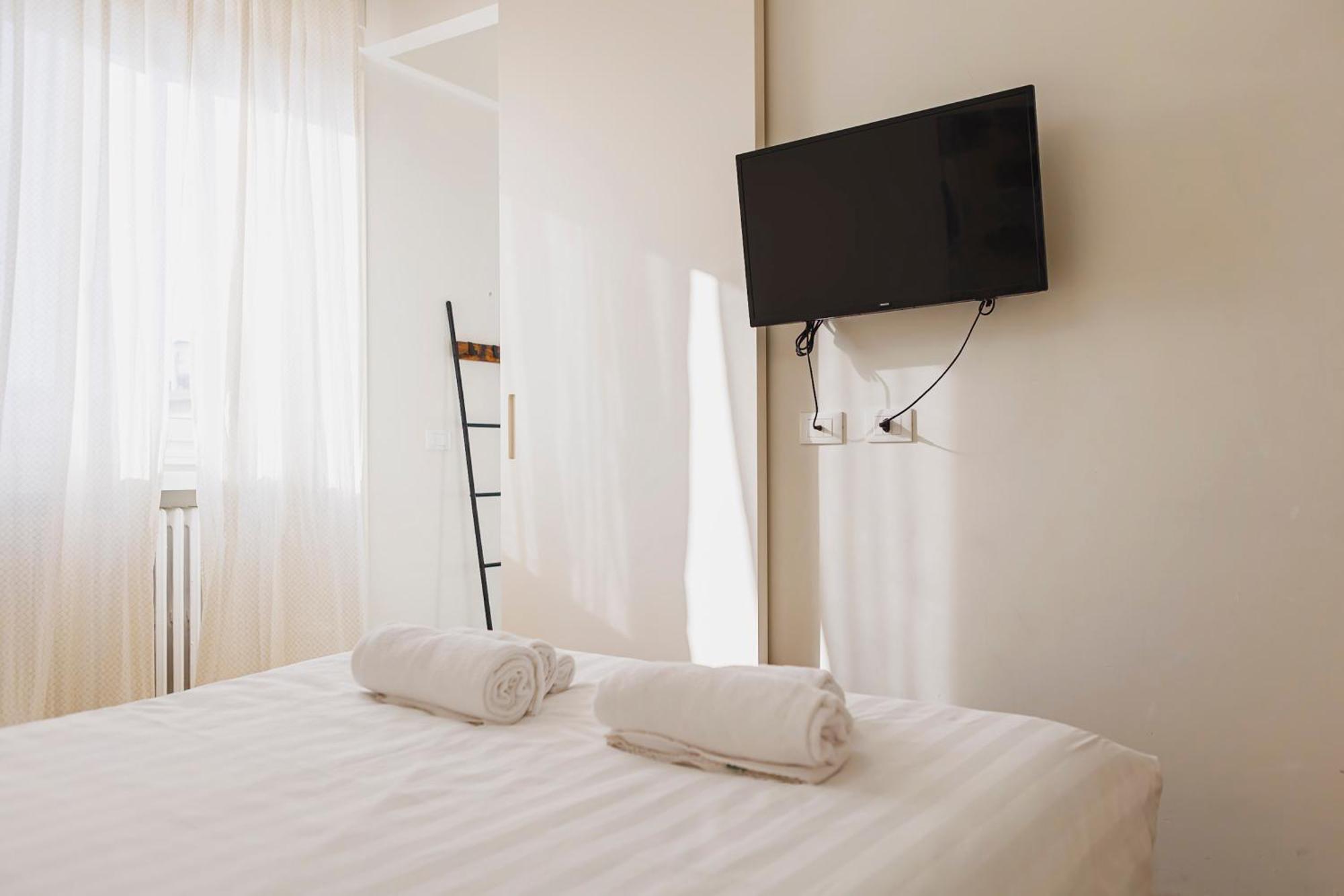 Luminoso Apt In Porta Venezia Milan Exterior photo